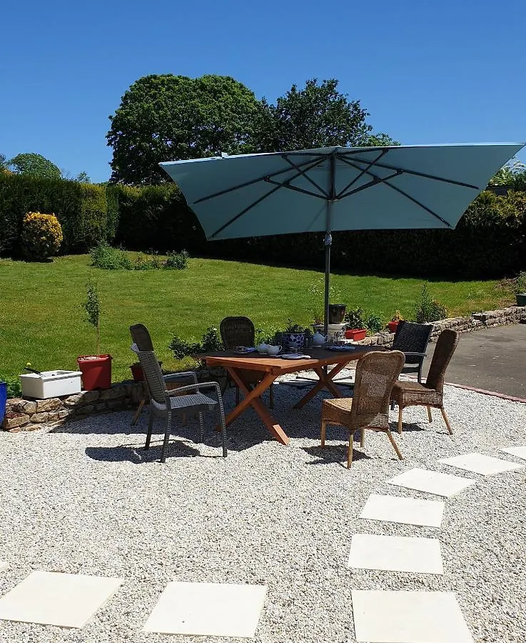 Maison Saint James Bed & Breakfast  Saint-James