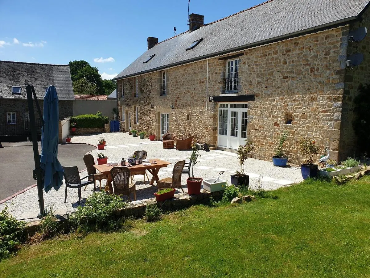 Maison Saint James Bed & Breakfast